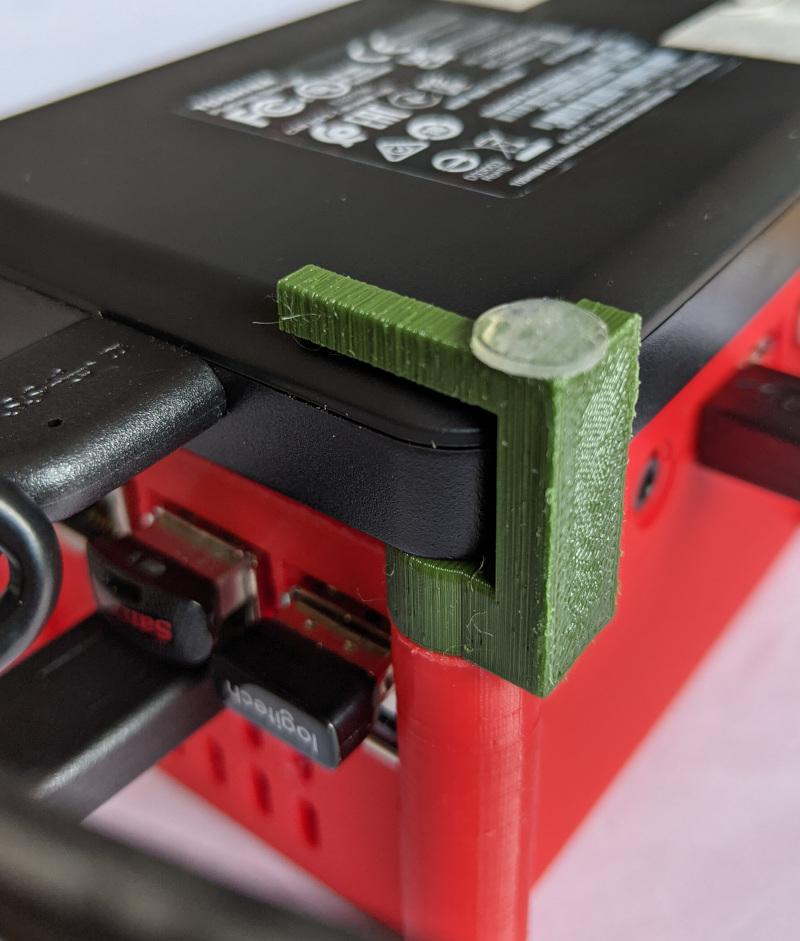 PiTiki USBdrive 20230318 144300338 800w