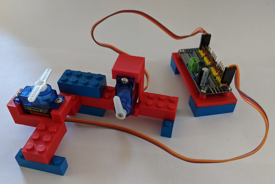 Servo LEGO Connectors 20210716 090617484 900w